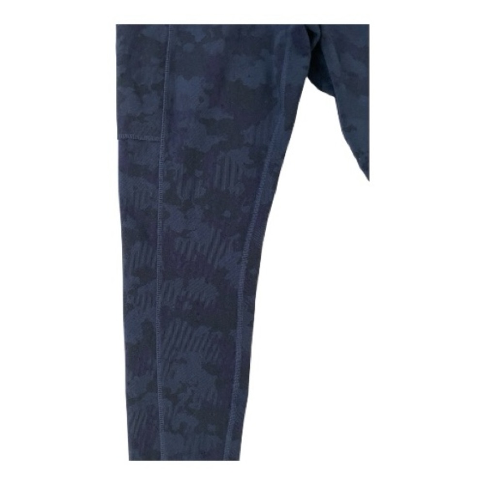 Tuff Athletics Blue Camo Leggings with side pockets Size (Small) - Picture 4 of 8